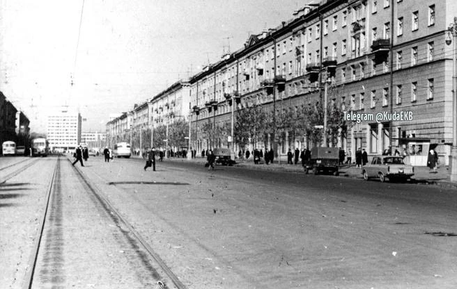 🌆 Бесплатная экскурсия по улице Свердлова