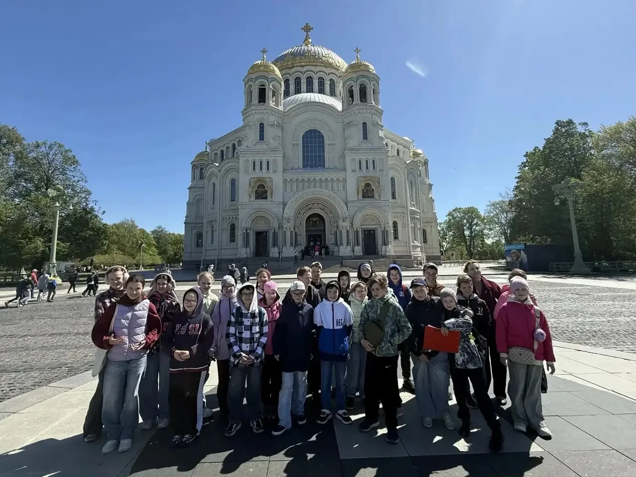 ✨Сегодня 5 «А» класс провёл активный и познавательный день в городе воинской славы — Кронштадте! 🗺️