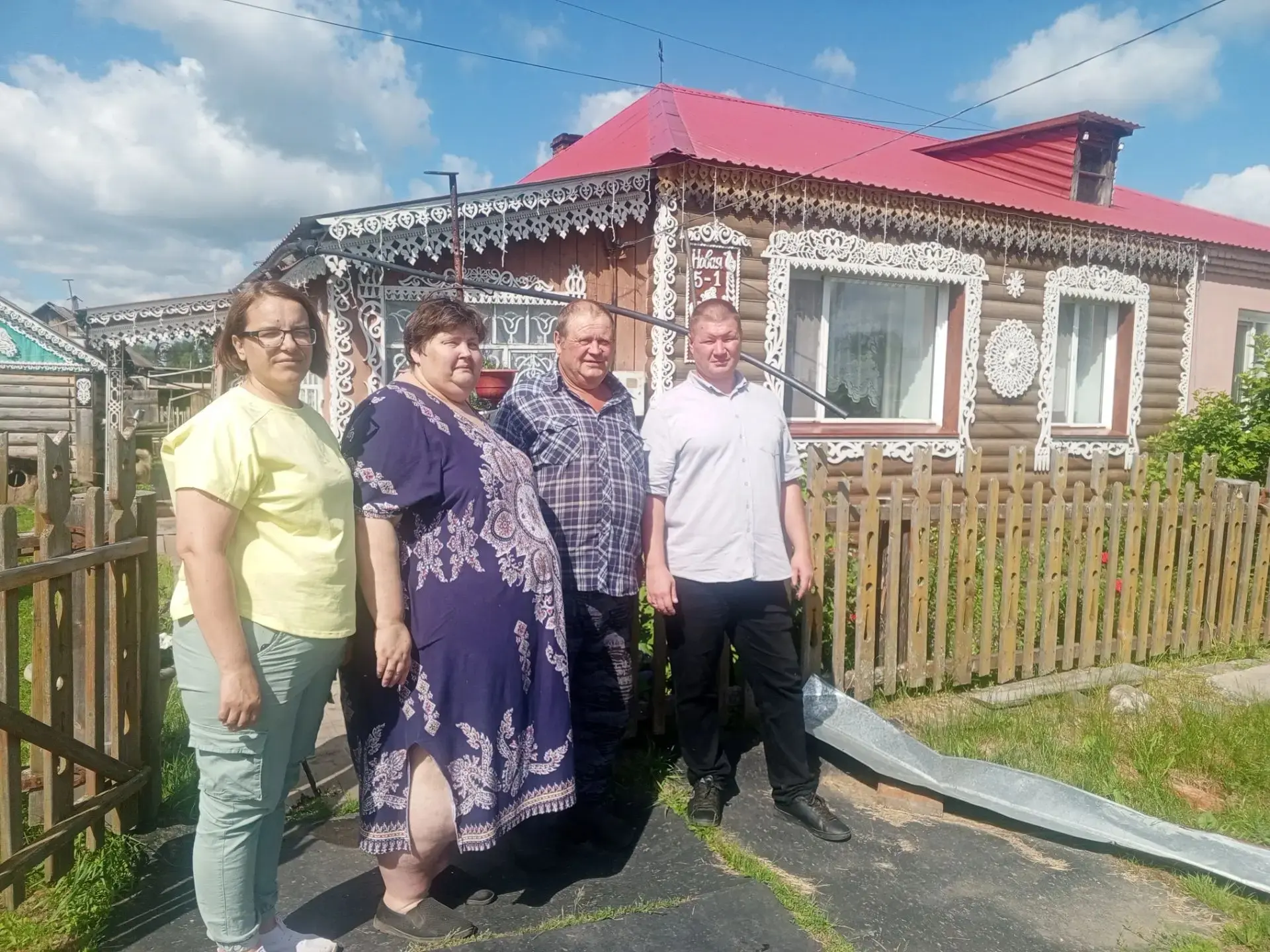 Сегодня в Новокривошеинском сельском поселении сразу два больших праздника, и оба — в нашем замечате