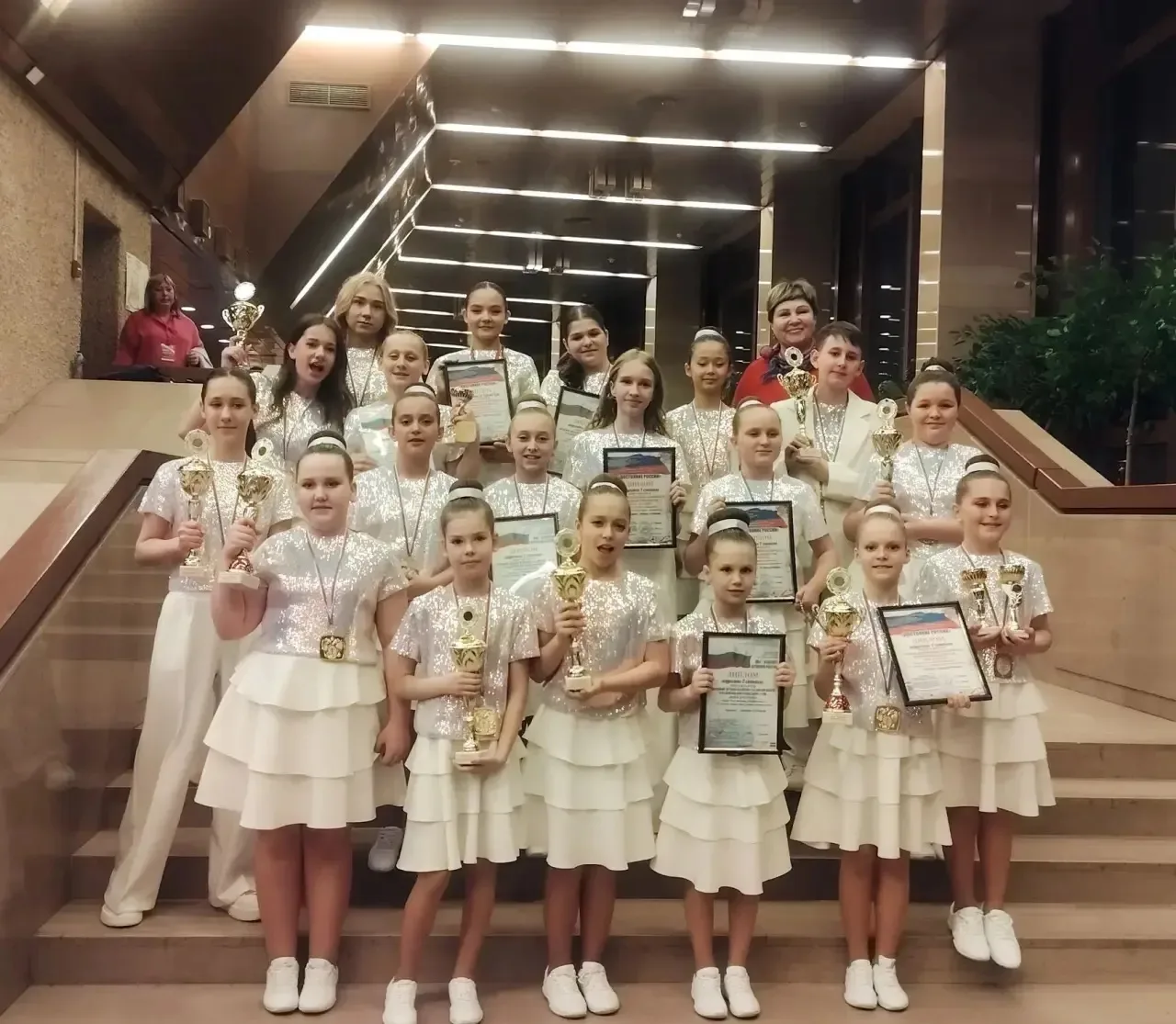 🎶 По доброй традиции — к новым вершинам!  В дни весенних каникул Образцовая эстрадная вокально-танце
