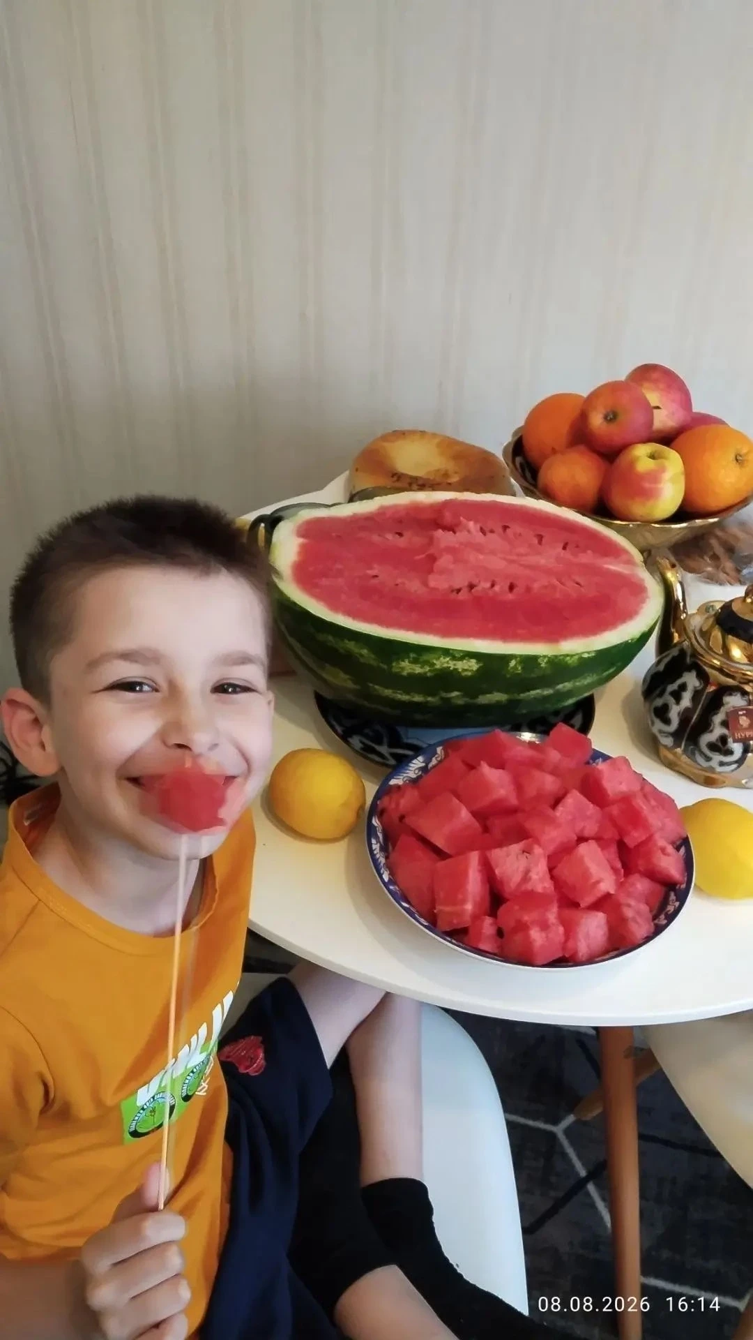 🍉Лето в разгаре, и на прилавках появляются первые арбузы и дыни. Воспитатель старшей г...