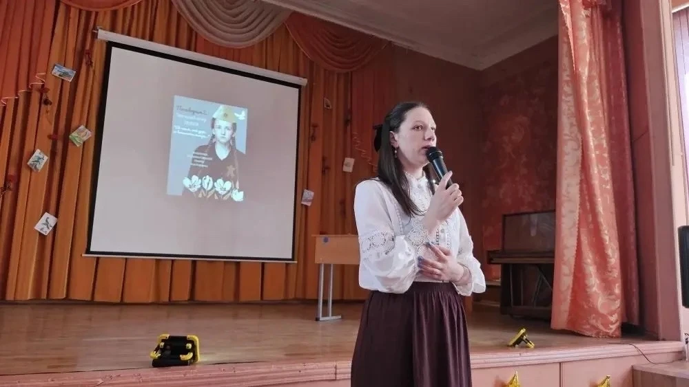 ❗Как прошел моноспектакль «Об этом, мой друг, не вспомнить нельзя»  Сегодня в Центре образования – ш