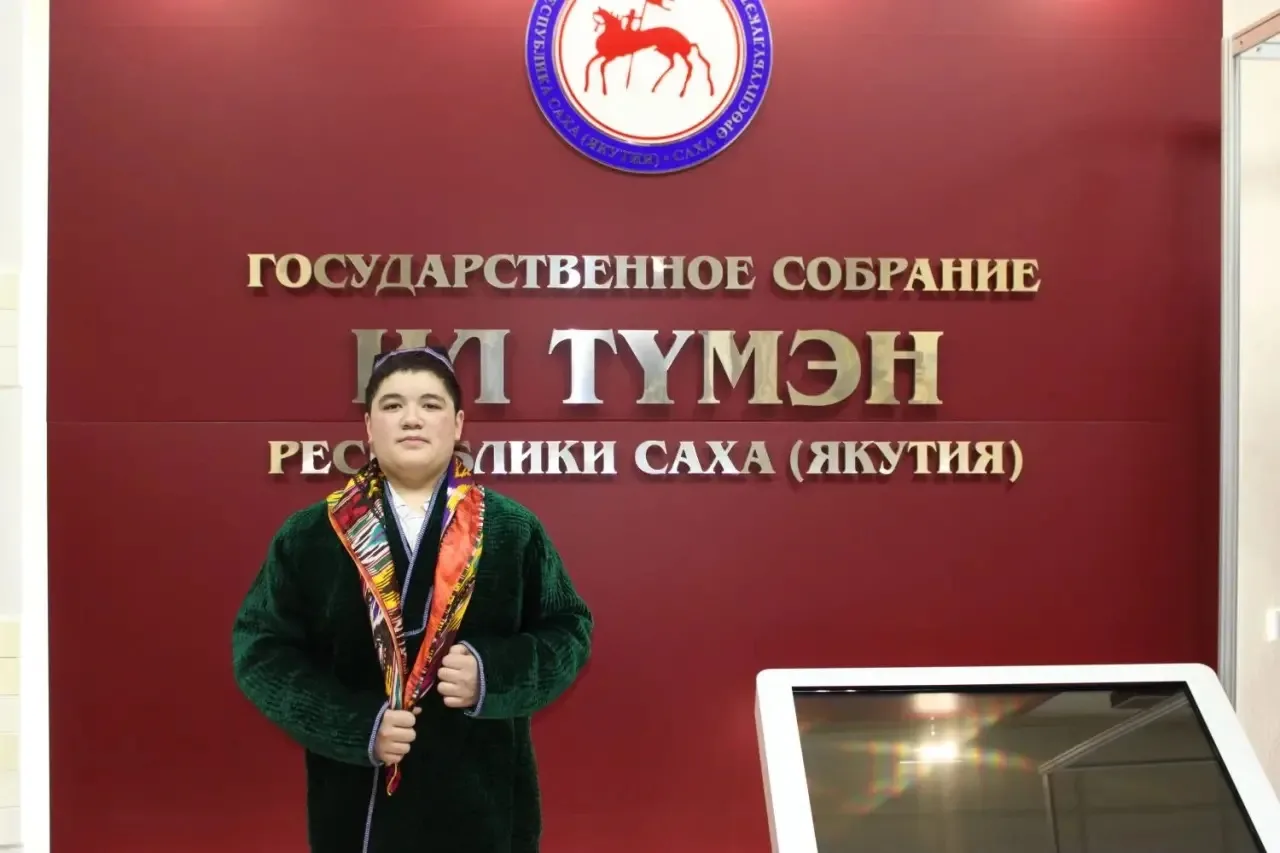 📝 16 марта активисты детского крыла Ассамблеи народов РС (Я) посетили Государственное Собрание «Ил Т