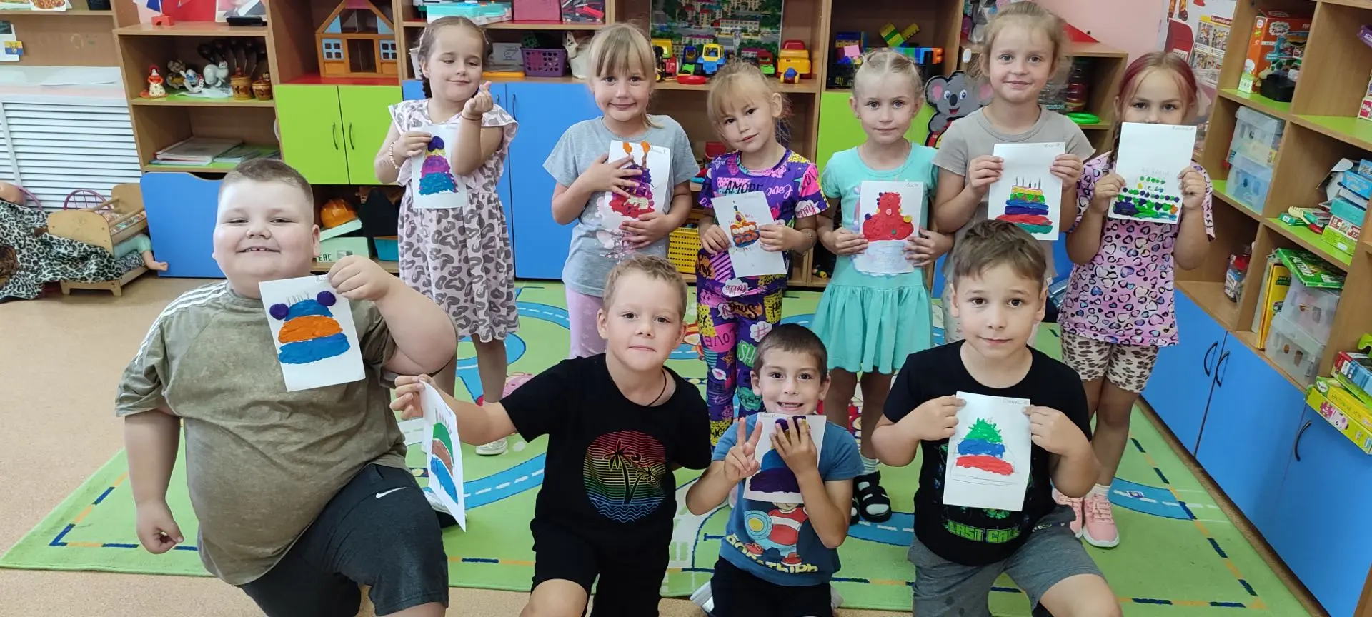 Каждый день в детском саду наполнен не только играми, занятиями, но и особенным волшебс...