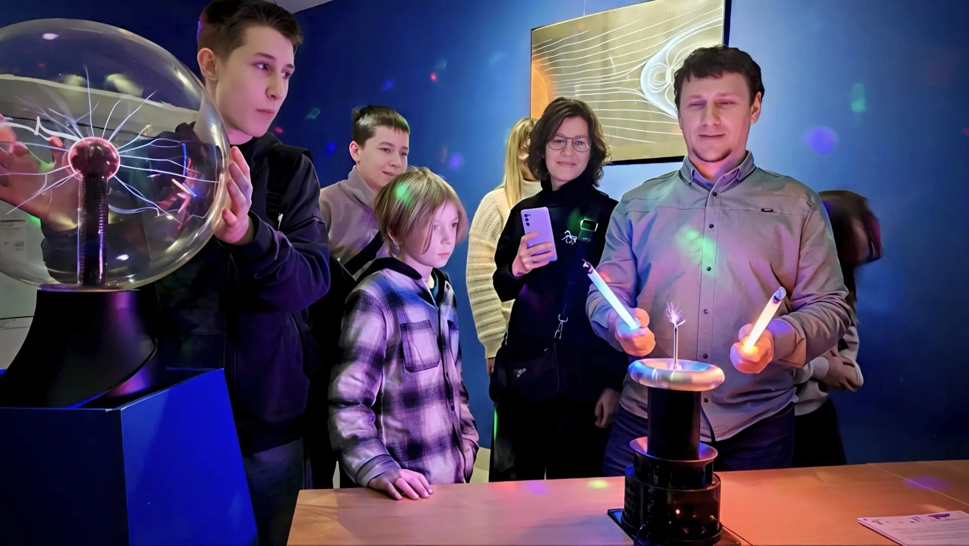 🧑🏼‍🎓 Электро-выпускные в «Академии Теслы»