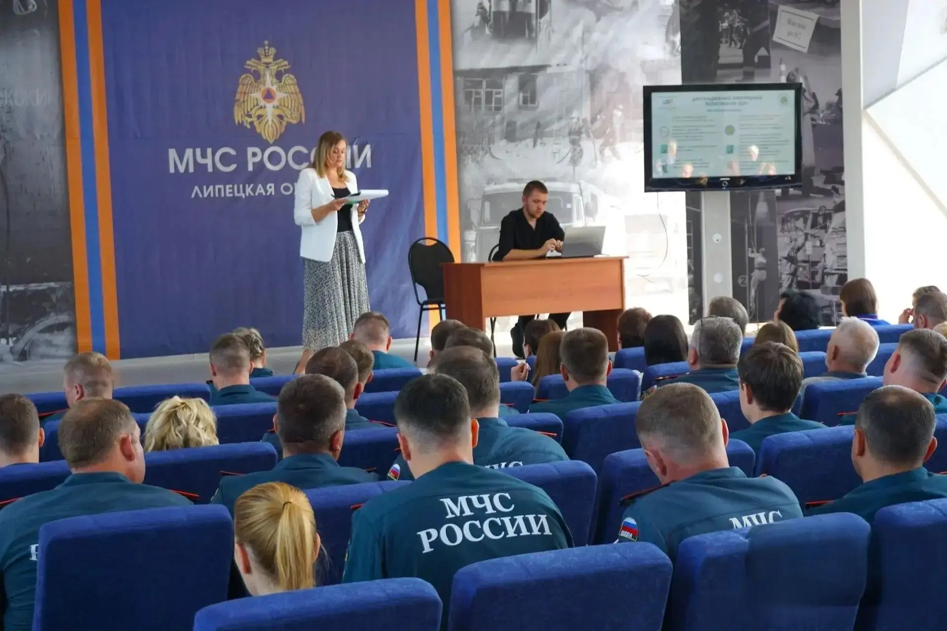 Избирательная комиссия Липецкой области продолжает серию встреч с сотрудниками предприя...