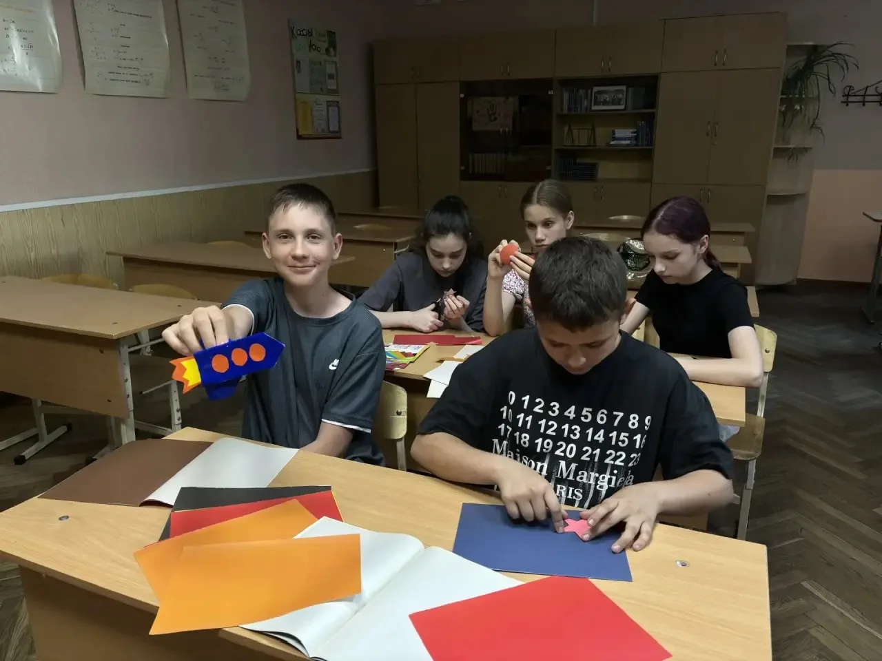🚀 День космоса на вечерней площадке: увлекательно, познавательно, незабываемо.

💫Для ребят вечерне