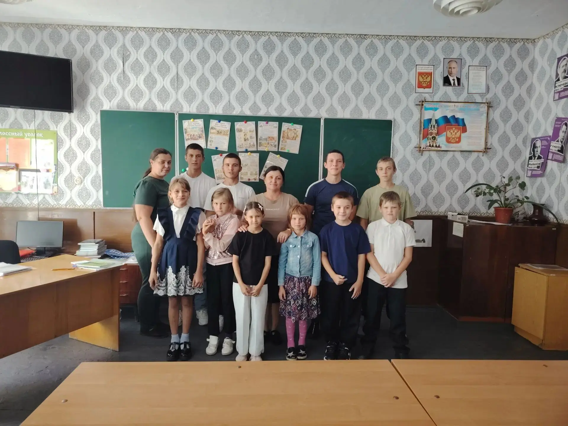 📚 «Языки народов России — наше общее богатство»: познавательный час в Раздольненском с...