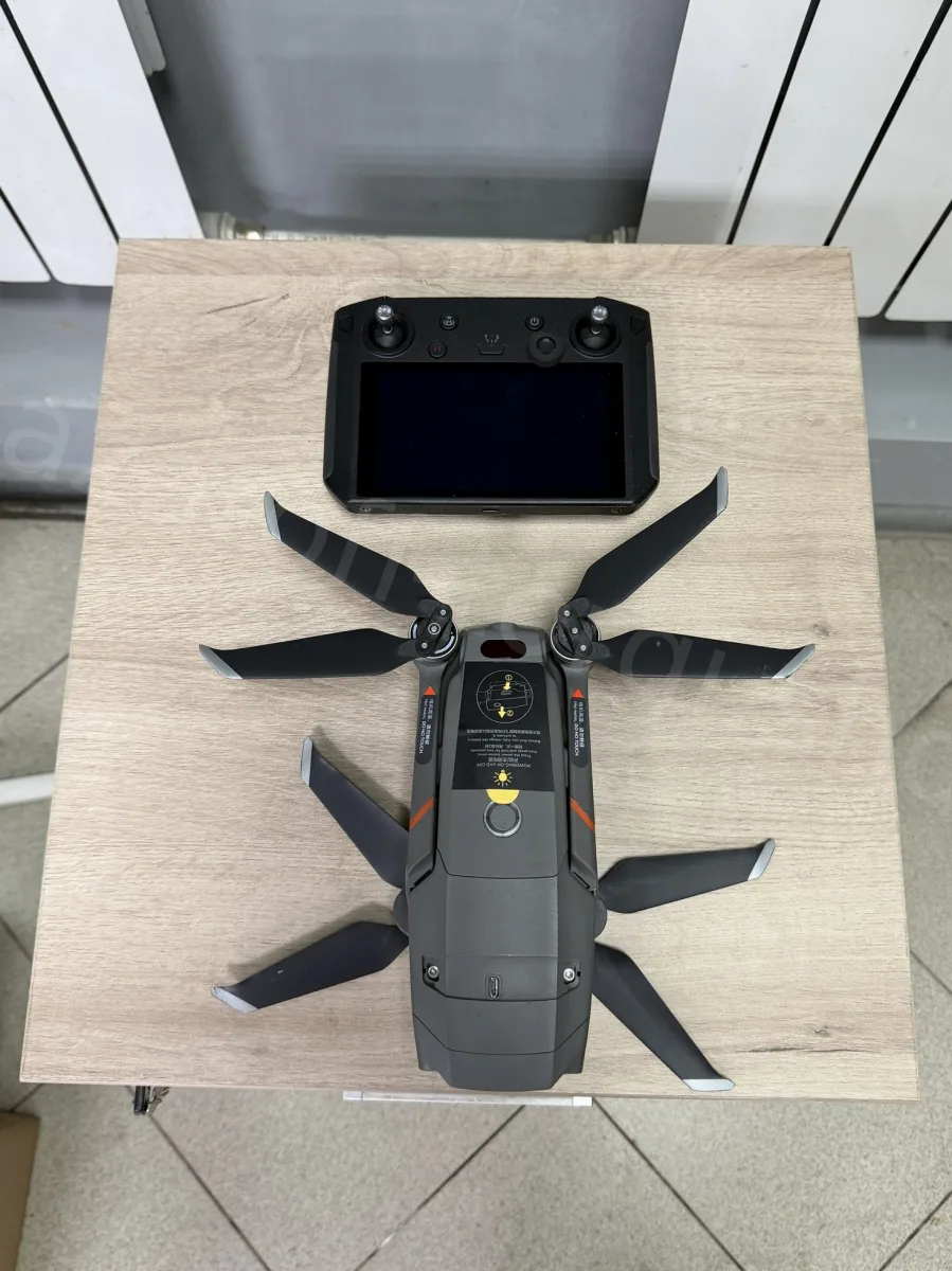 На торгах представлен профессиональный квадрокоптер DJI Mavic 2 Enterprise Dual в комплекте со Smart