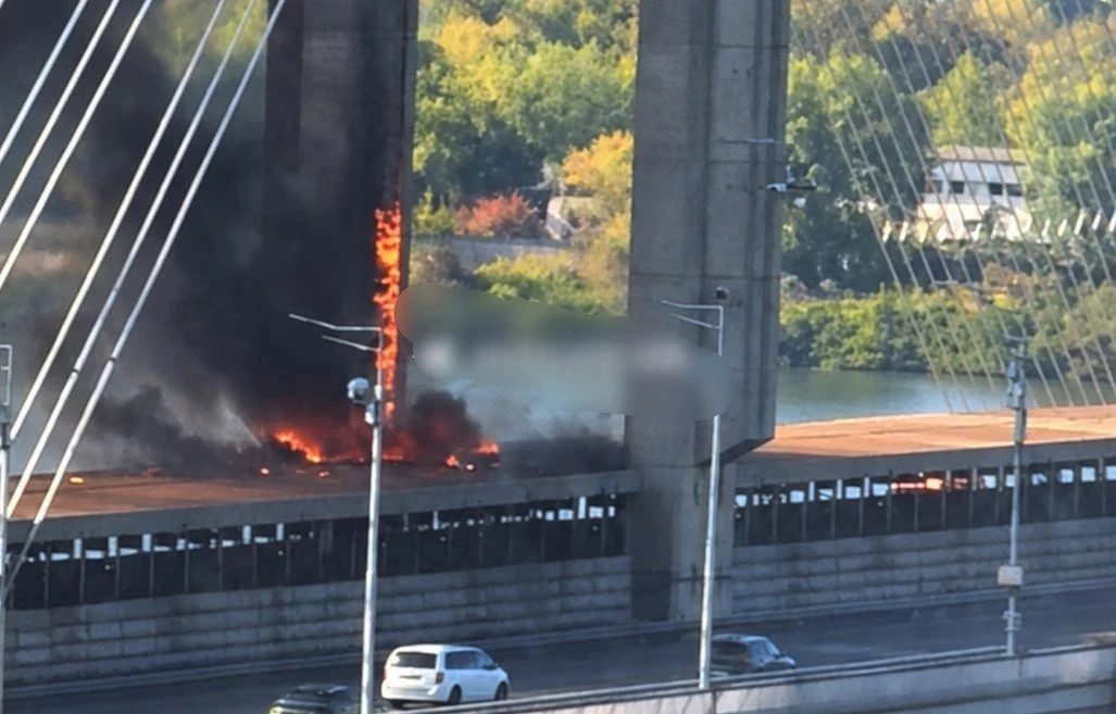 Ещё кадры прилёта по Южному мосту через Днепр
