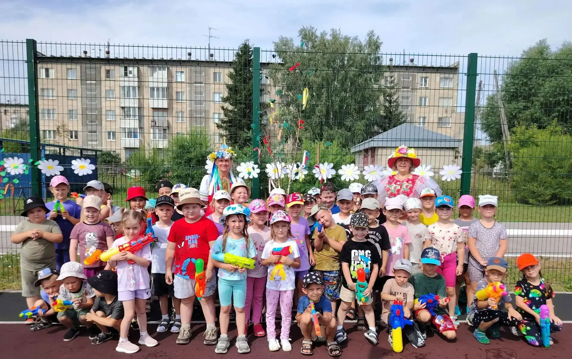 🌟 Волшебный день двух праздников в нашем саду! 🌟

7 июля 2026 года в детском саду "Сибирячок" прош