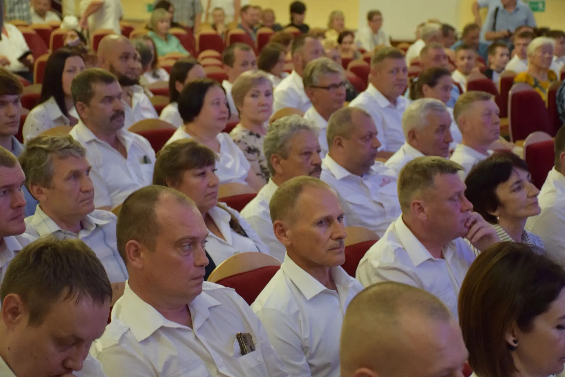 В Кургане к профессиональному празднику Дню железнодорожника отметили заслуги работников отрасли

В 