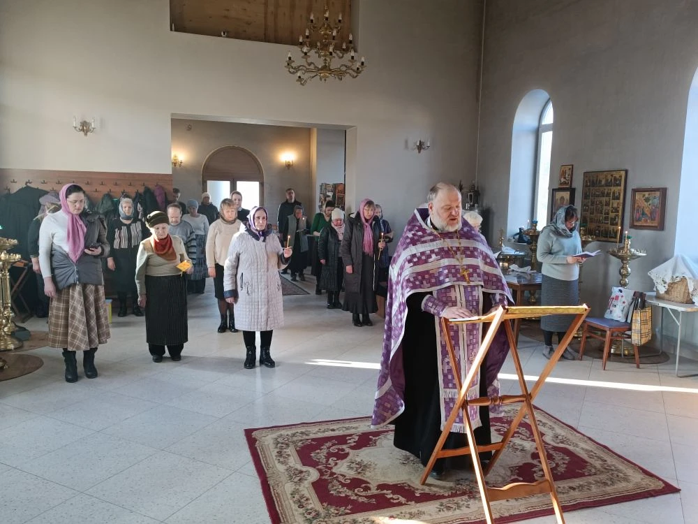 ☦️Сегодня в нашем храме была отслужена третья Пассия🙏