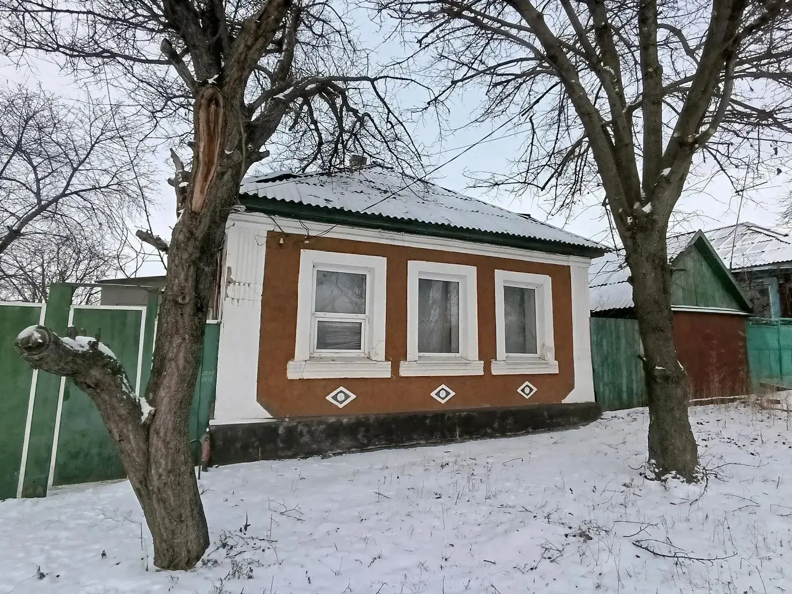 Продам дом в Луганске