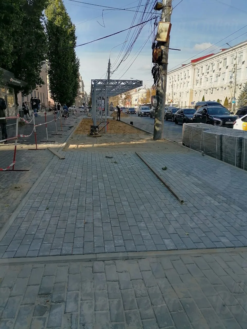 🔶🔶🔶🔶 Установка новых остановок по пути метробуса продолжается в Воронеже