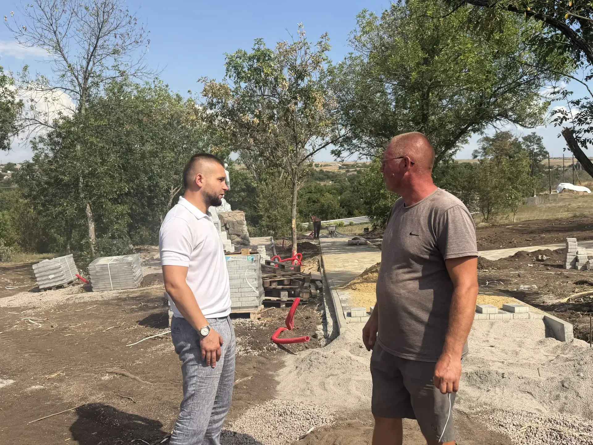 В рамках программы по улучшению городской среды и партийного проекта «Единой России» «Г...