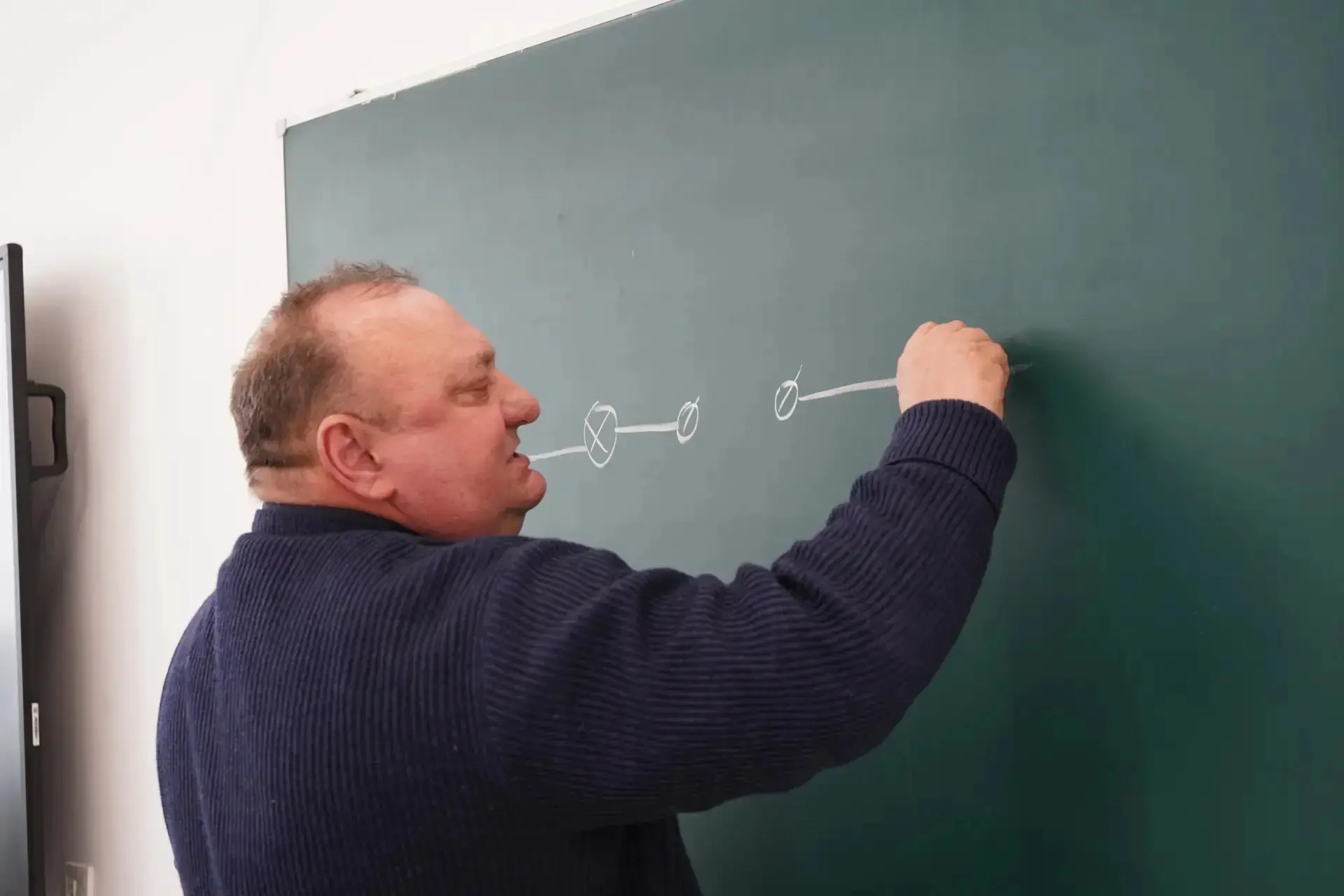 2️⃣4️⃣ февраля 2026 года в лицее был проведен мастер-класс по теме: «Решение инженерных кейсов на за