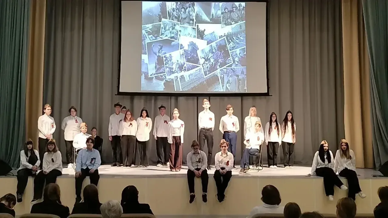 6 мая в нашей школе прошел традиционный фестиваль военной песни «Нас песня к Победе вела». В этом го
