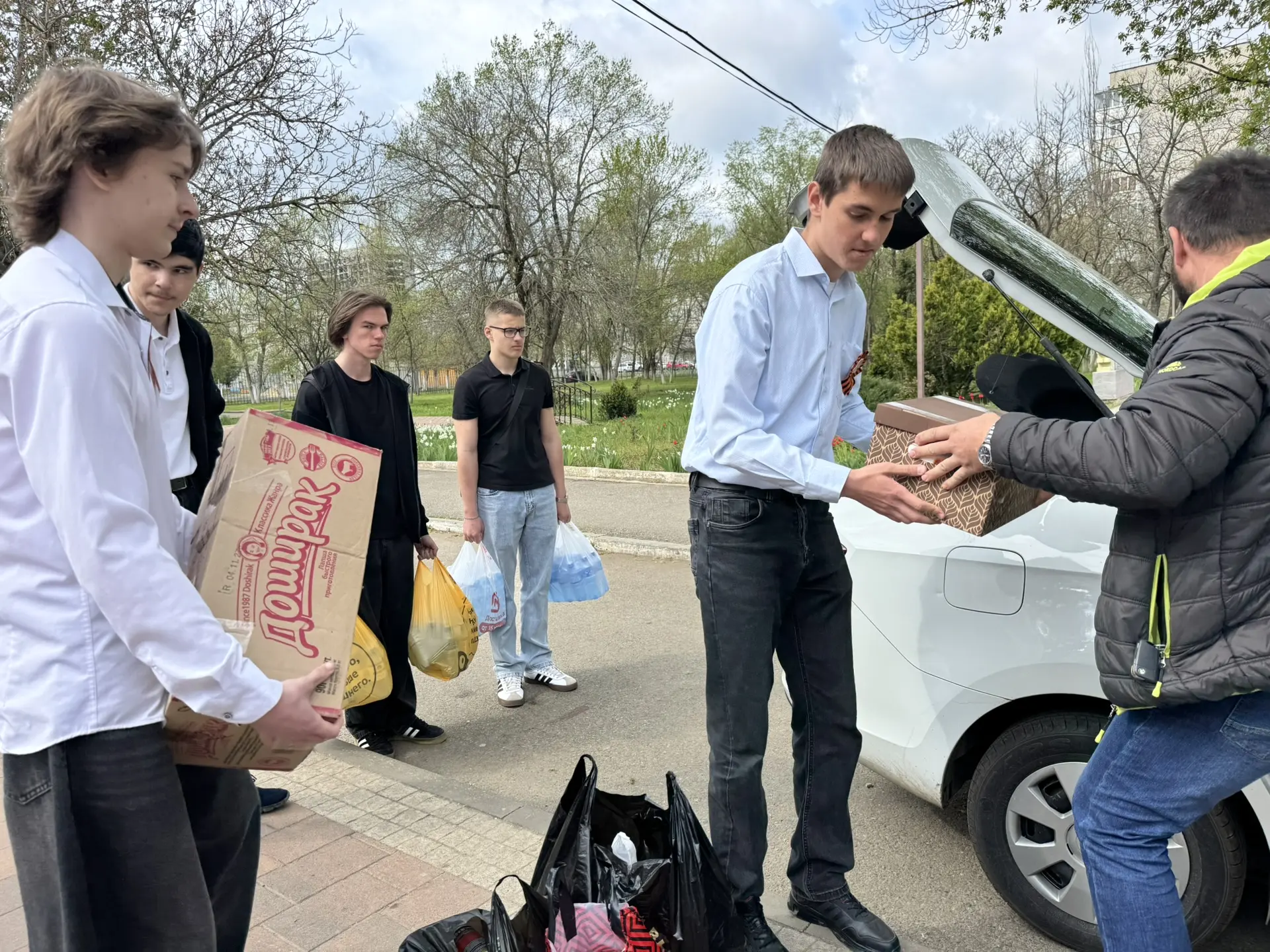🗓️Сегодня мы передали гуманитарную помощь для казаков бригады «Терек».   Эта поддержка стала возможн