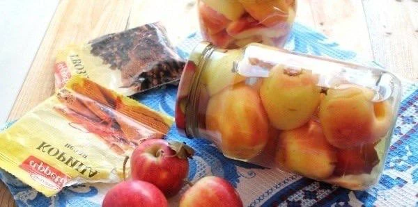 МАРИНОВАННЫЕ ЯБЛОКИ