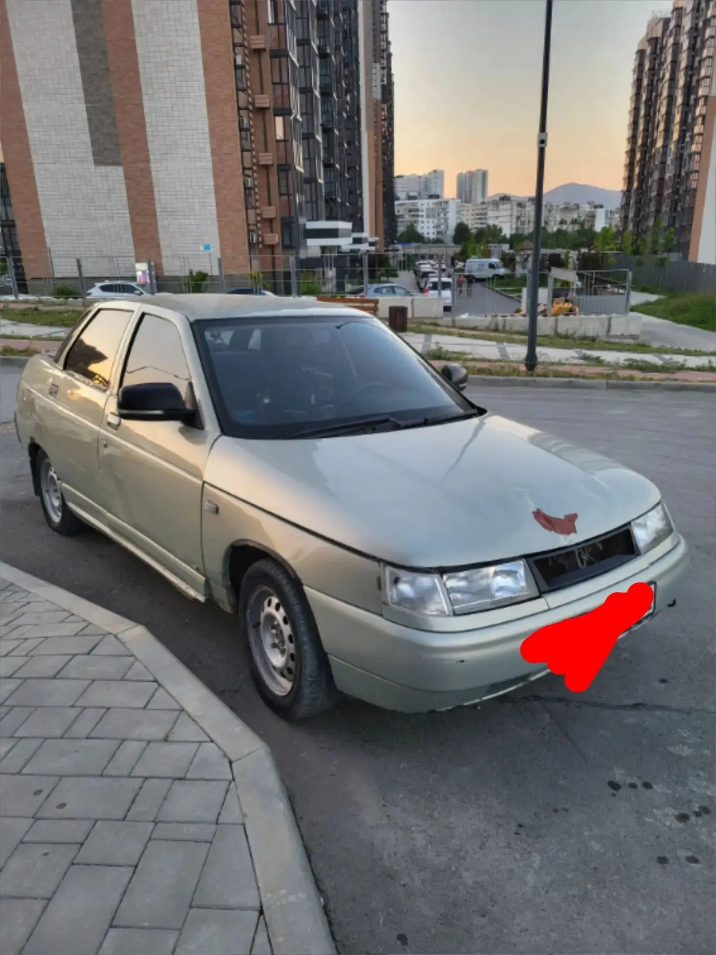 Ваз 2110 2004 года в технически исправном состоянии. Мотор 126 от приоры,коробка не хрустит не выбив