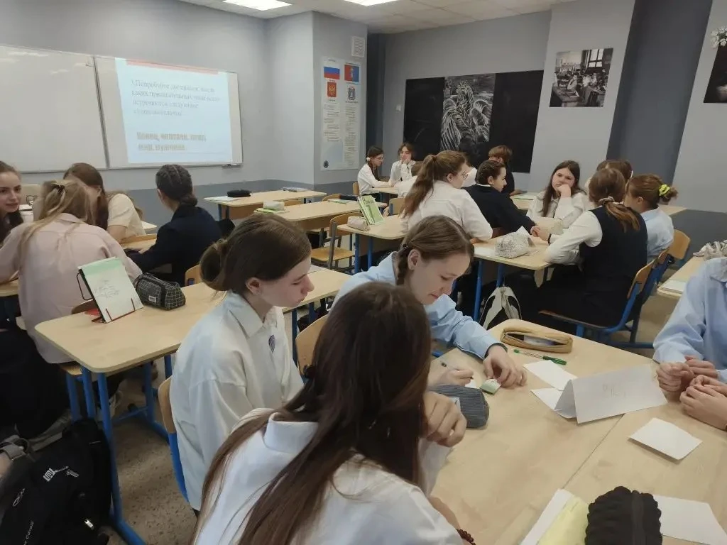 9 июня лицейские девятиклассники, как и все школьники страны, пишут ОГЭ по русскому язы...
