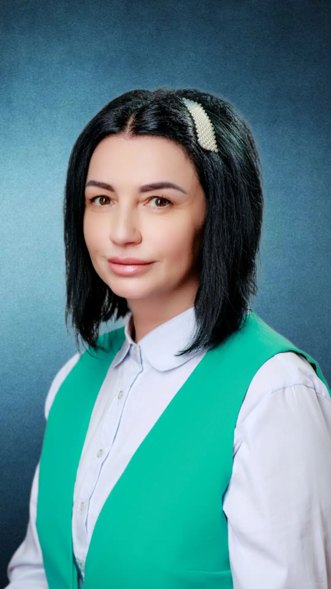 Уважаемая Елена Георгиевна! 💐💐💐
    Всем коллективом с радостью поздравляем Вас с днём рождения!�