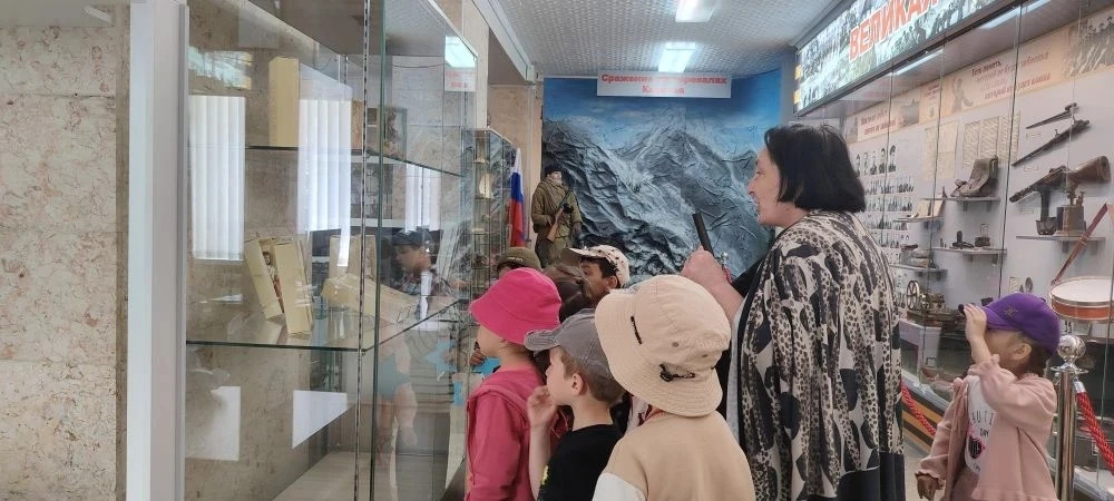 Сегодня группа «Умка» совершила увлекательное путешествие в музей! 🏛️