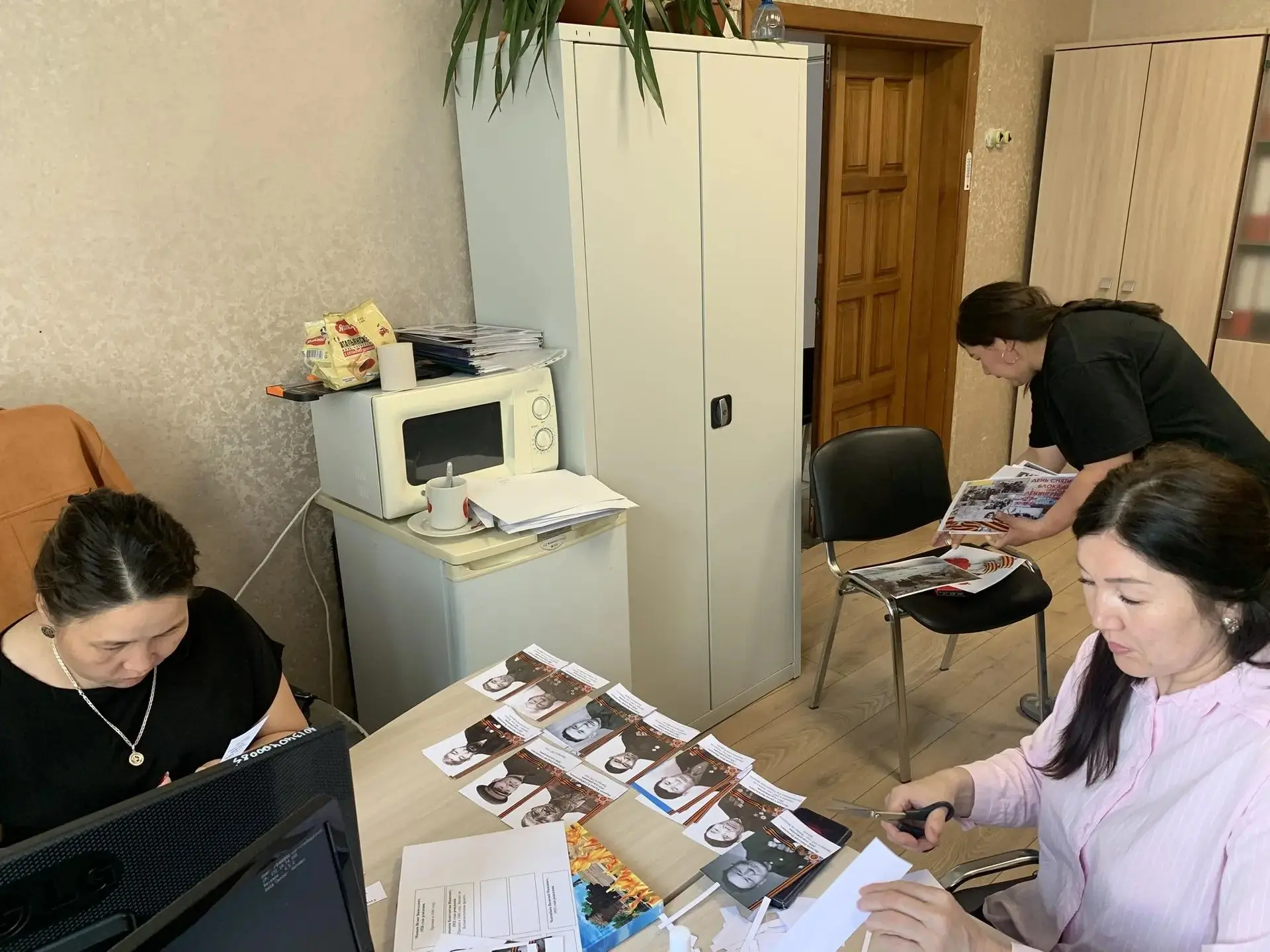🔥⭐К Дню Великой Победы сотрудники Отдела ЗАГС Улаганского района совместно с работника...