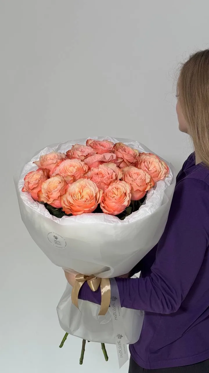 Сегодня дарим скидку 1500 ₽ на розы. Просто введите промокод MYROSE при оформлении.