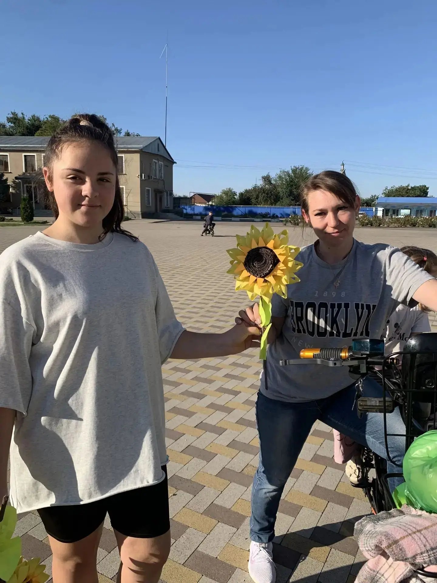 12 сентября в МКУ «ЦКД» с. Горькая Балка прошла уличная акция приуроченная ко Дню Ставр...