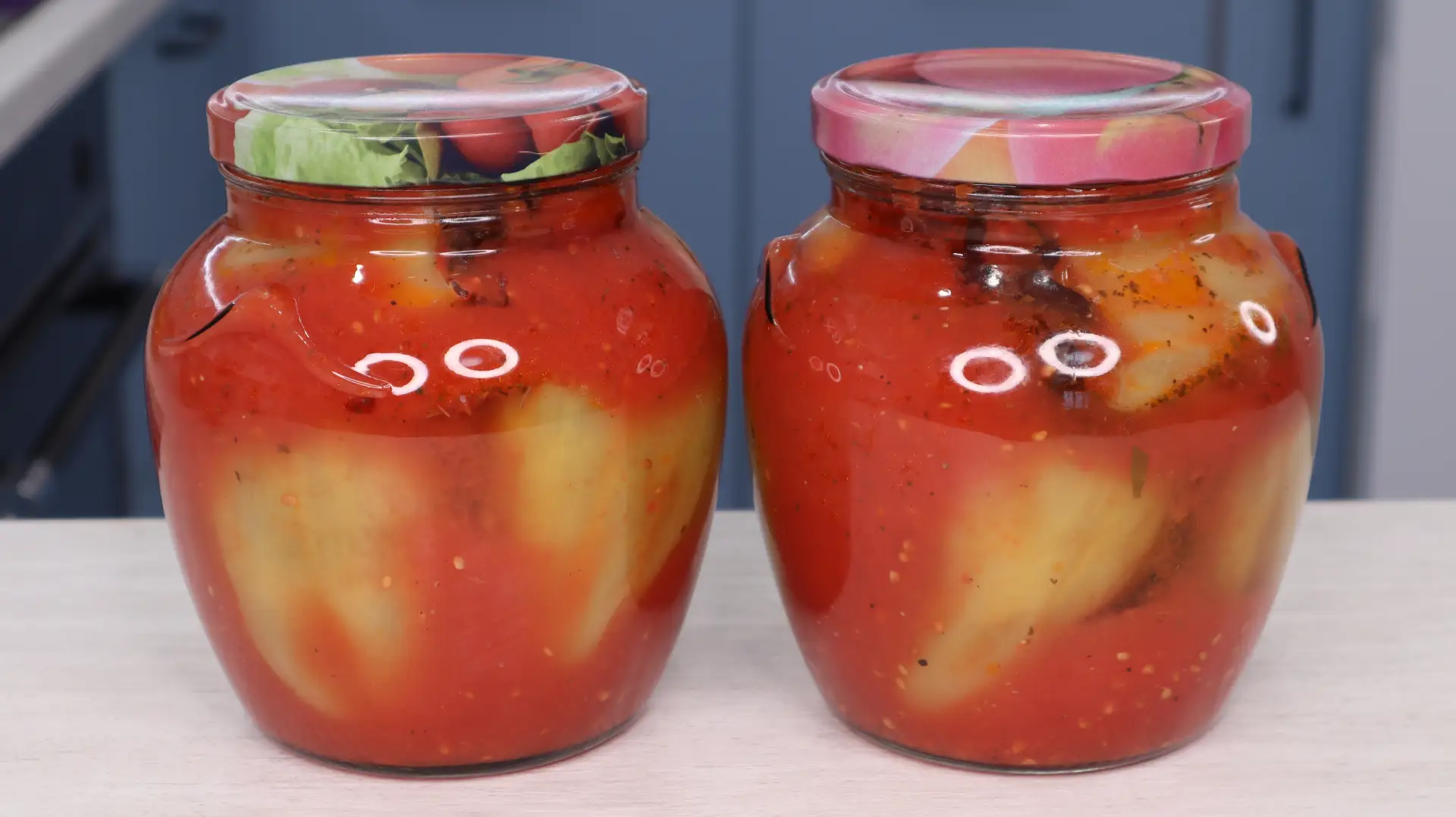 🌶🍆🍅Перец фарширую рулетиками из баклажанов с чесночком и зеленью в томатном соусе. С...