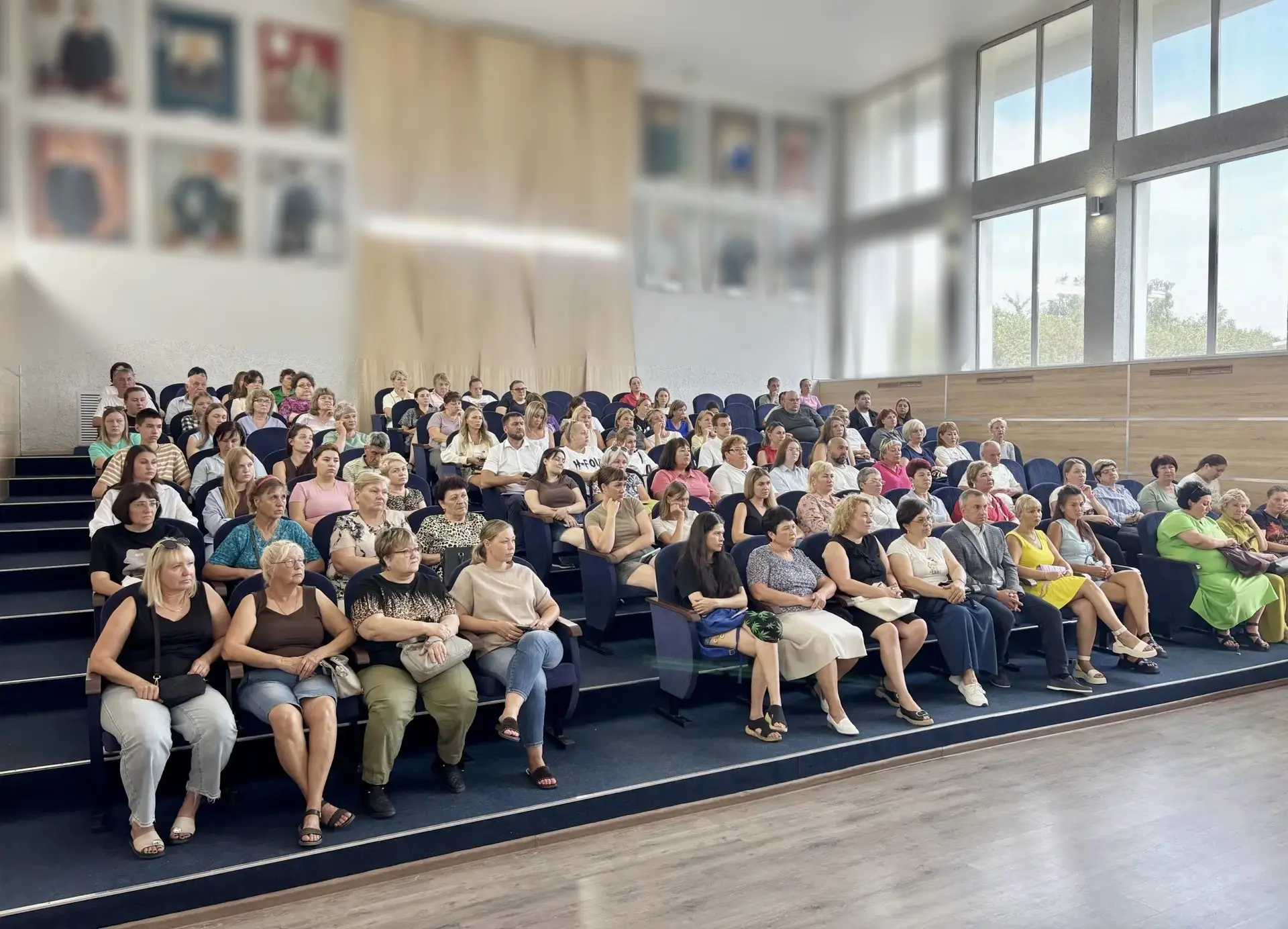 В ходе рабочей поездки в Шелеховский район встретился с партийным активом «Единой Росси...