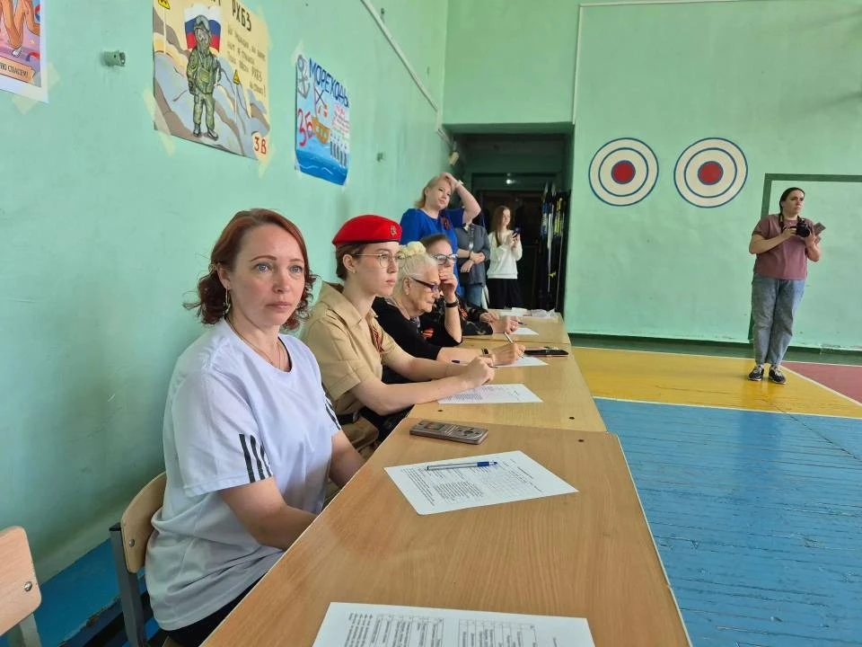 В преддверии Дня Победы в гимназии прошёл Смотр-конкурс строя и песни, посвящённый 81- годовщине Поб