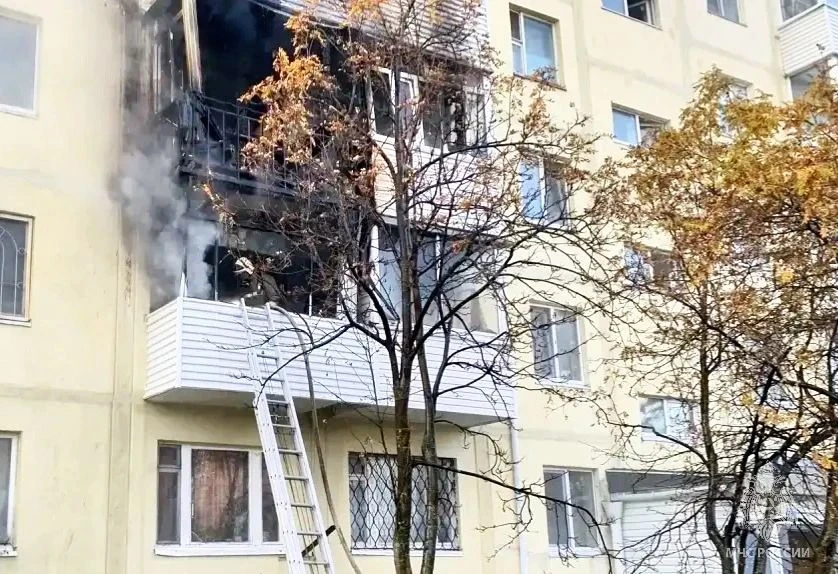 ❗В Тобольске ликвидировали пожар в многоэтажке