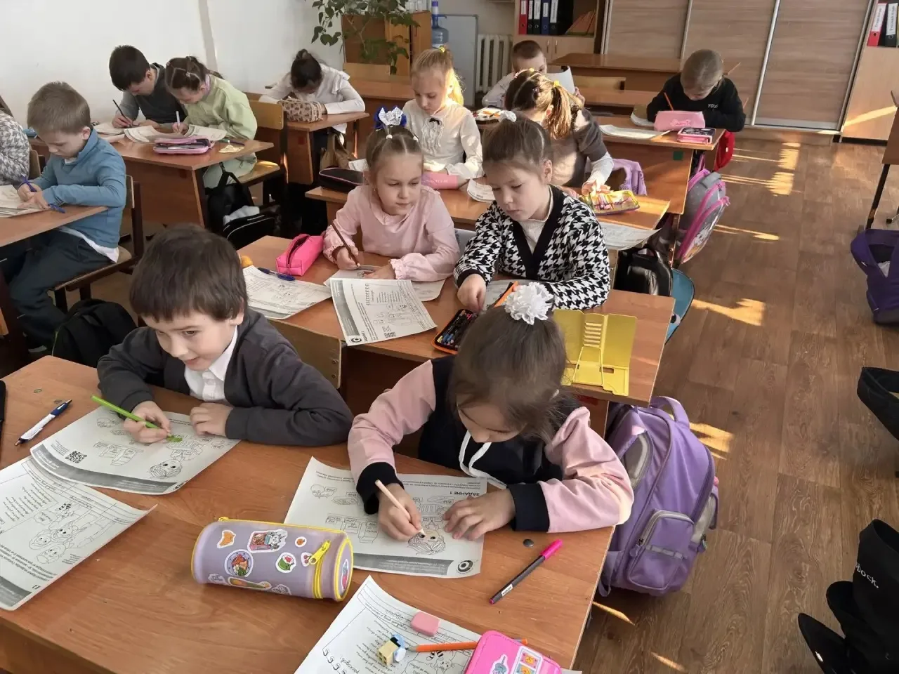 Финансовая грамотность — это увлекательно! 💰📚  Сегодня в нашей гимназии кипела финансовая жизнь!  Дл