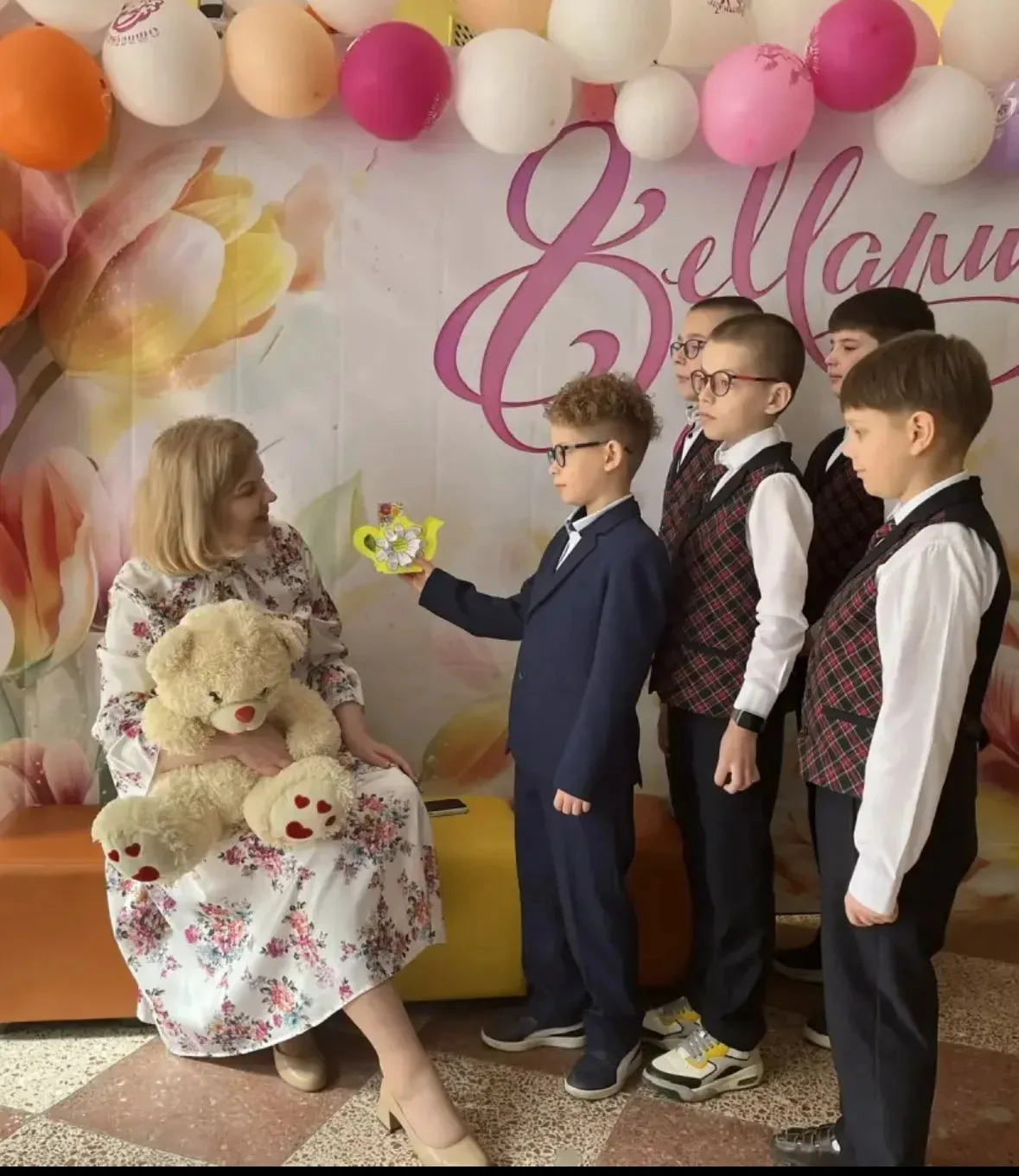🌸 В школе прошли праздничные мероприятия, посвященные Международному женскому дню!  На прошлой недел