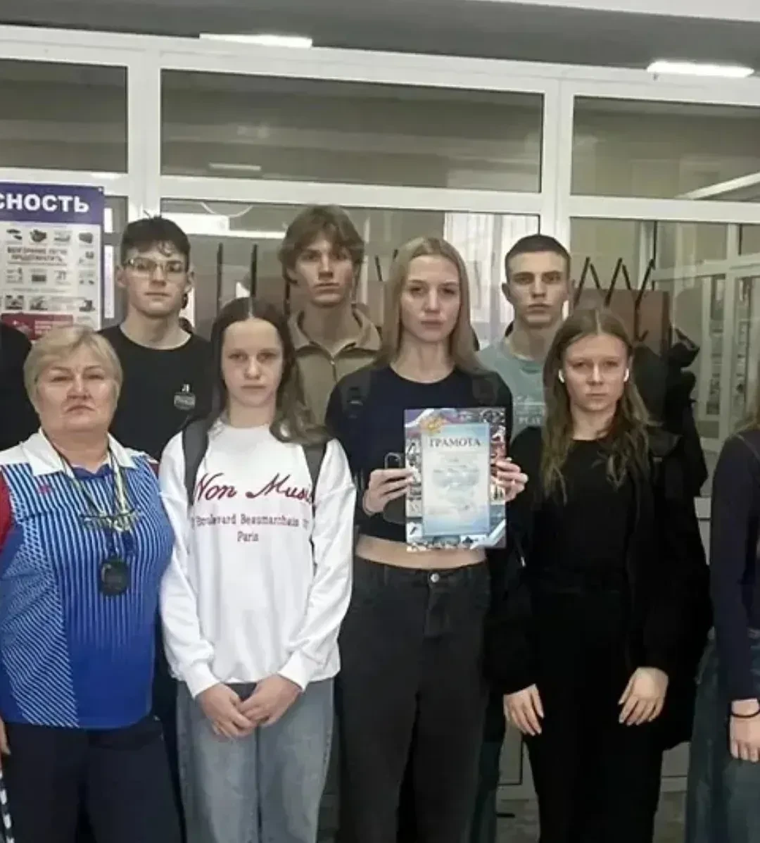 Команда лицея №176 завоевала золото в эстафете 6х50 метров