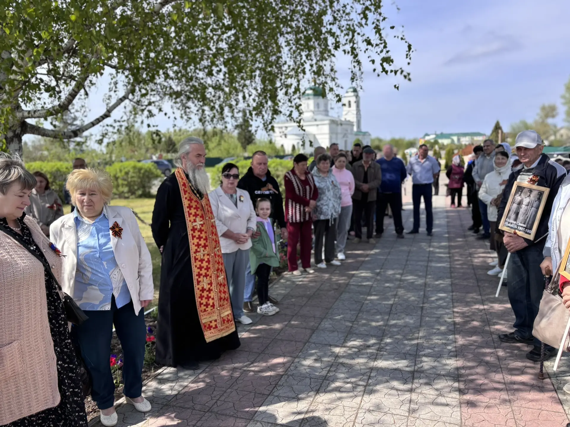 ⭐️9 мая — день нашей общей гордости и памяти!

В Большом Хомутце состоялась праздничная акция, посвя