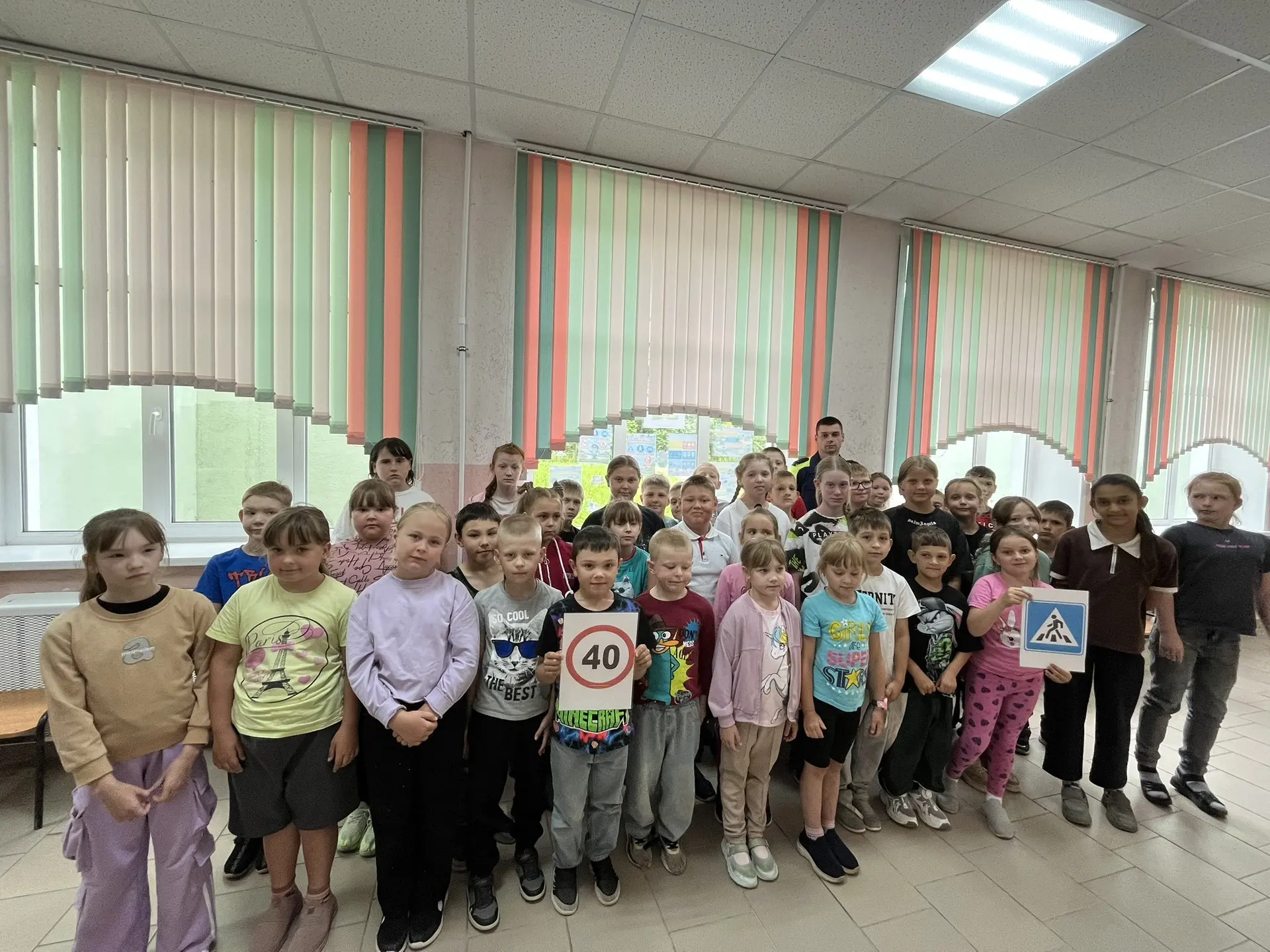 День ПДД в школьном лагере: безопасность и весёлые игры.
🚦18 июня в школьном лагере прошли мероприя