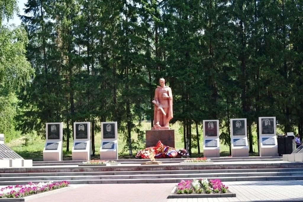 🕯️Вспомним героев Великой Отечественной войны вместе!🎗️

🎗️22 июня - одна из самых печальных дат 