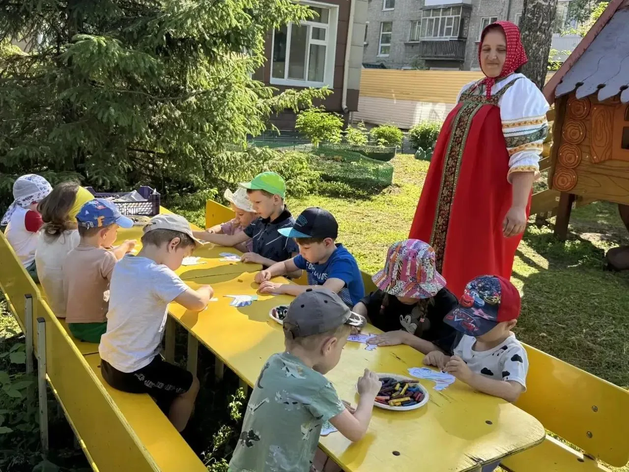 В честь Дня России в нашем детском саду состоялся веселый и увлекательный праздник, который преврати