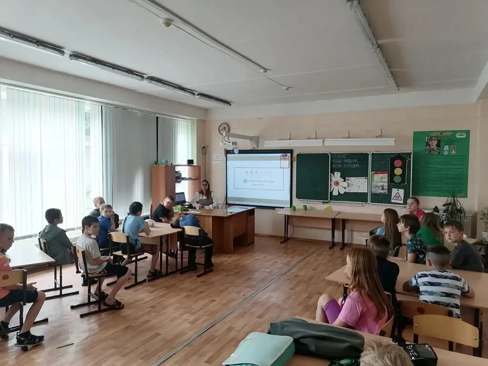 🔔 В школьном лагере прошло мероприятие по профилактике терроризма и экстремизма 🔔

В нашем школьно