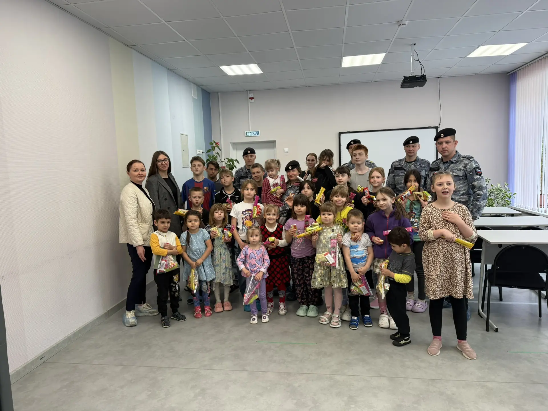 Сегодня к нам в гости приезжали сотрудники ФССП Рязанской области! 🧸🍬