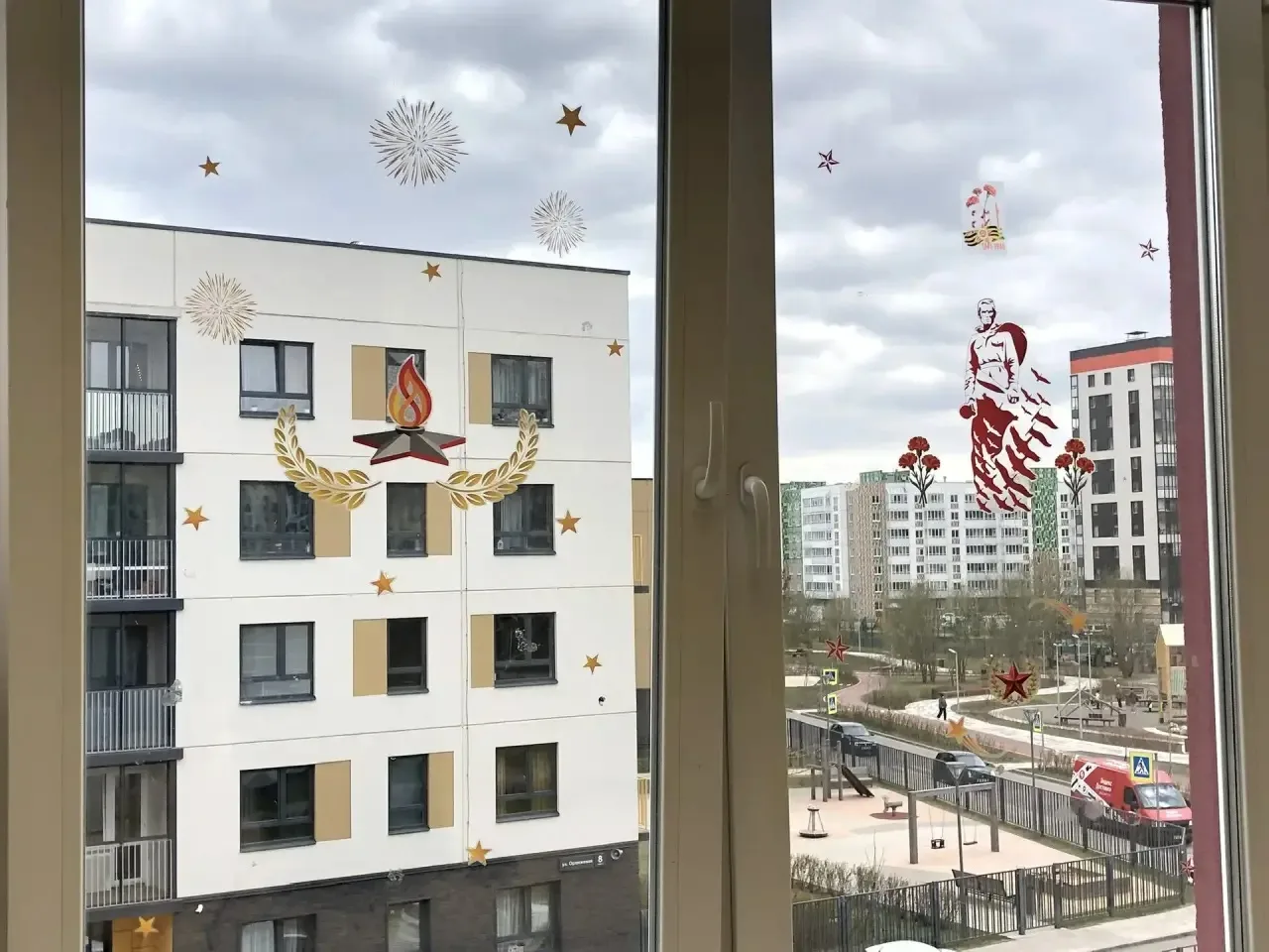 🇷🇺 Всероссийская акция «Окна Победы» — 2026  🌎 И помнит мир спасенный… «Окна Победы» – это Всероссий