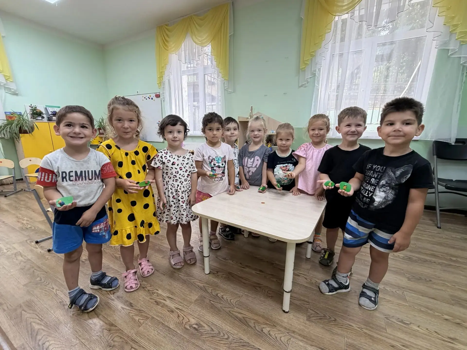 Лето — удивительная пора для детских открытий!
В летний период ребята много времени проводят на улиц