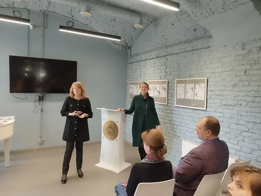 В гостиной Отрытого кампуса — новая выставка-конкурс «Комиксверсум».  На экспозиции — работы студент