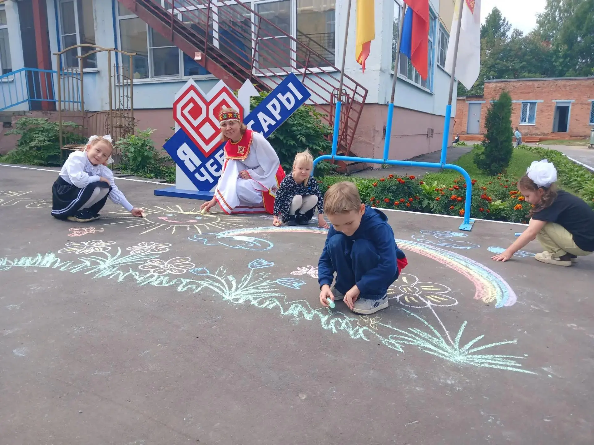 В детском саду 1 корпуса прошло удивительное путешествие со сказочным героем Незнайкой....