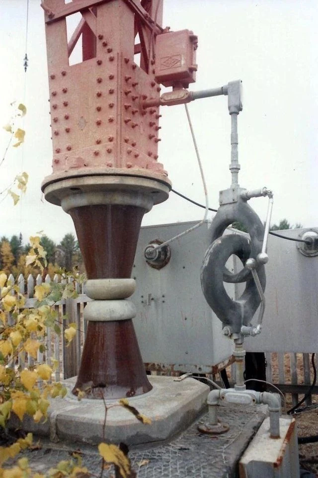 Радиовышка WFEA в Мерримаке (США).