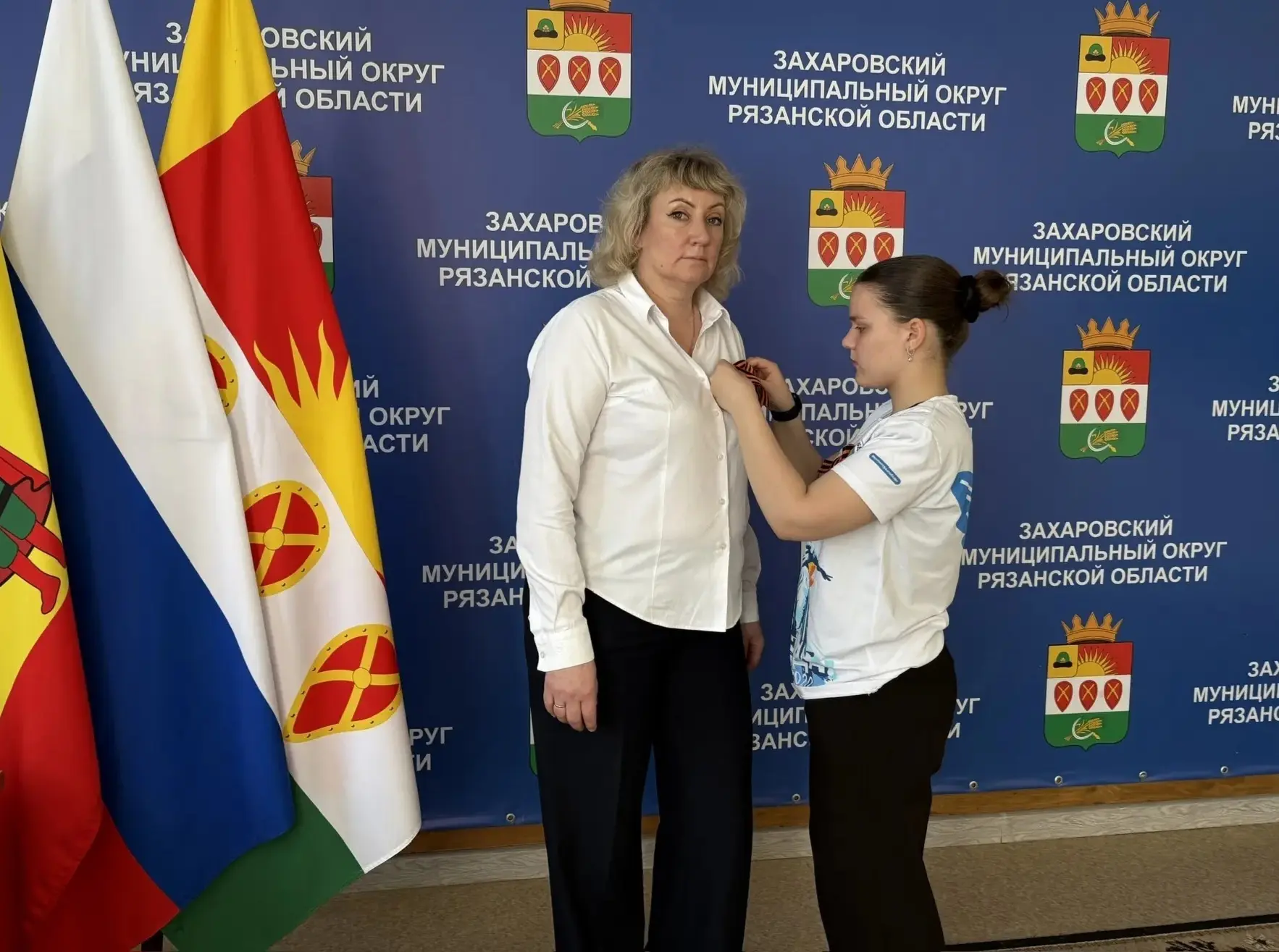 🎗Всероссийская акция "Георгиевская лента"🎗

🌟 Волонтеры нашей школы продолжают участие в патриоти